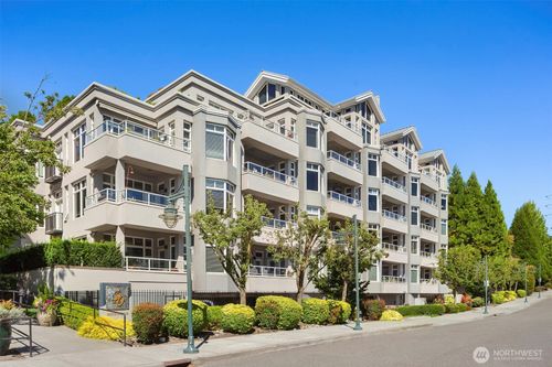 4001-520 6th Ave, Kirkland, WA, 98033-5683 | Card Image