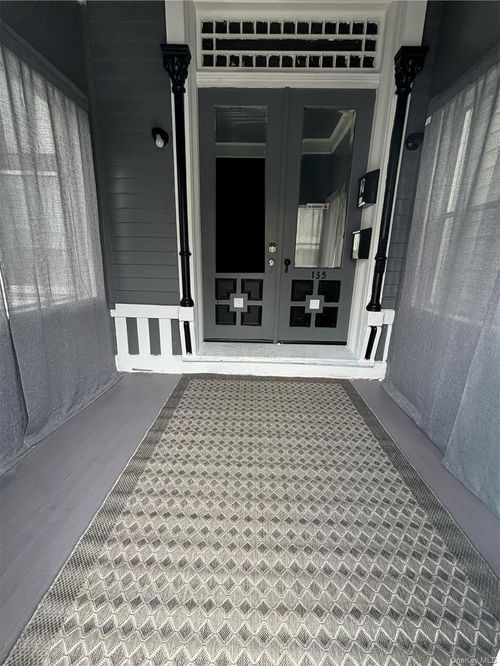 1-135 5th Ave, Troy, NY, 12180-1011 | Card Image