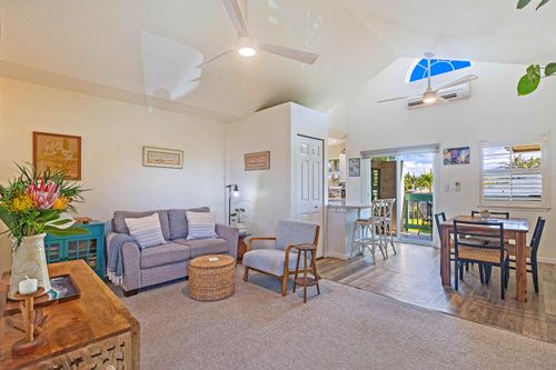 apt-15a-15 Apuhihi Ln, Kihei, HI, 96753-6073 | Card Image