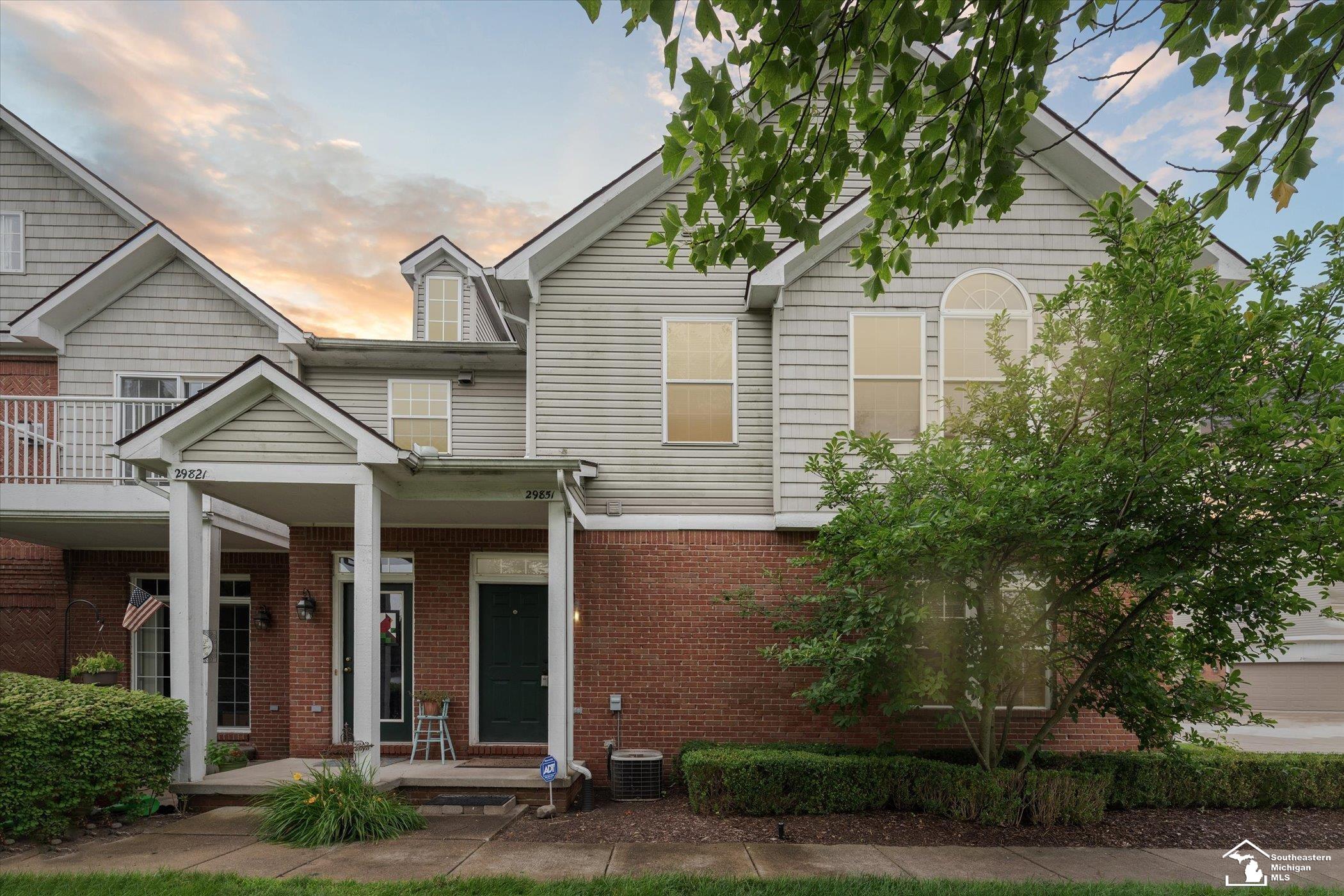 Trail Creek Dr, New Boston, MI 48164