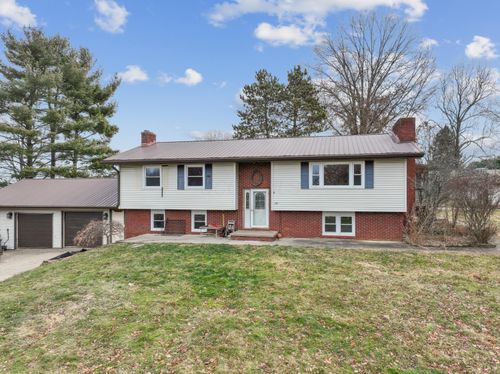 301 Sheridan Pl, Somerset, OH, 43783-9675 | Card Image