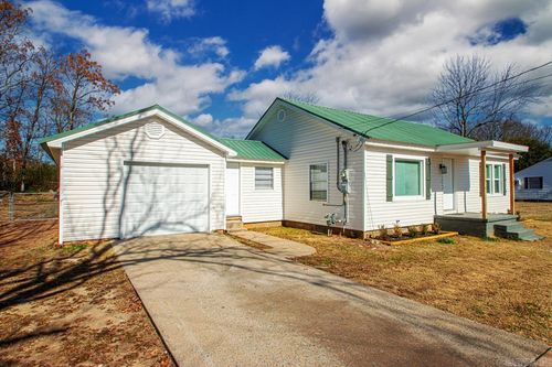 197 Rock St, North Little Rock, AR, 72118-2864 | Card Image