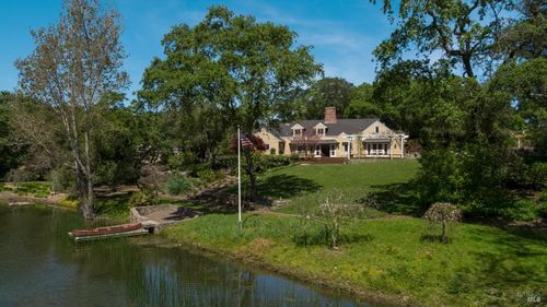 2399 Sobre Vista Rd, Sonoma, CA, 95476-3239 | Card Image