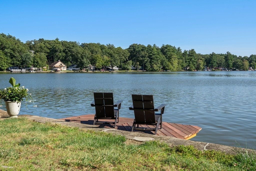 Caron Rd, Sturbridge, MA 01566