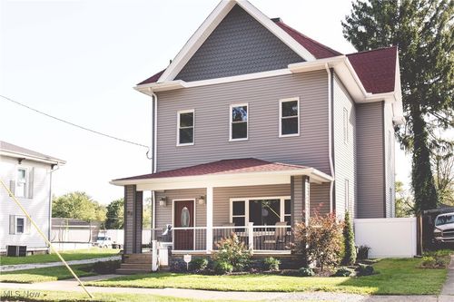 47 Canal St W, Navarre, OH, 44662-1109 | Card Image