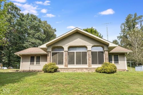 22110 Beacon Rd, Metamora, IN, 47030-9606 | Card Image