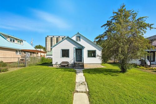 409 Pend Oreille Blvd, Metaline Falls, WA, 99153-5149 | Card Image