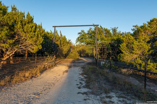 3754 Byrd Ranch Rd., Johnson City, TX, 78636 | Card Image