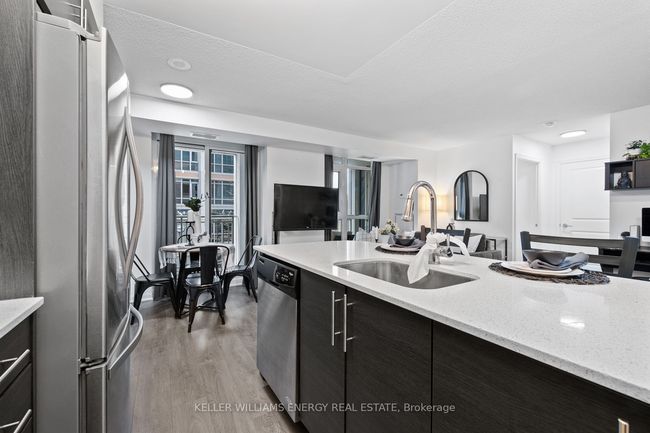 308 - 35 Bastion St, Condo with 2 bedrooms, 2 bathrooms and null parking in Toronto ON | Image 5