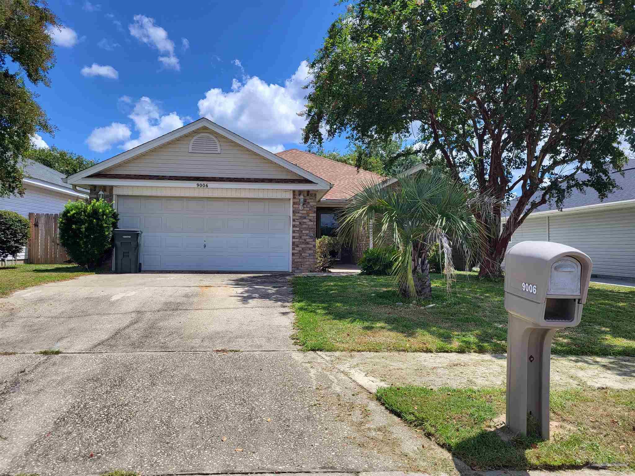 Camelot Pl, Pensacola, FL 32534