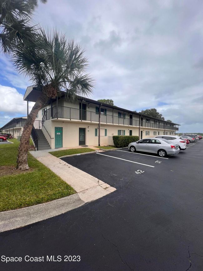42 - 455 Catamaran Drive, Condo with 2 bedrooms, 1 bathrooms and null parking in Merritt Island FL | Image 1
