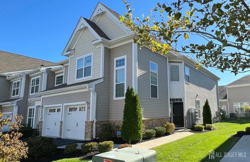 110 Grabowski Dr, Parlin, NJ, 08859-2527 | Card Image