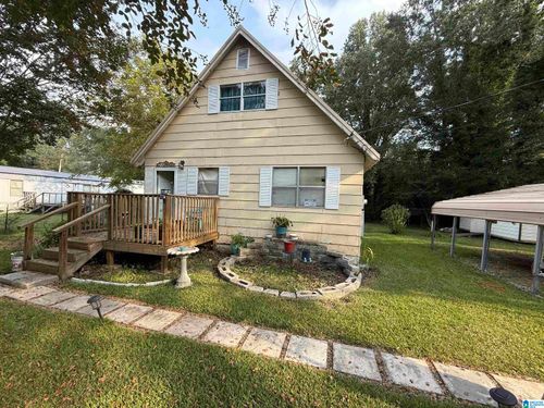 400 Broadleaf Dr, Talladega, AL, 35160-8269 | Card Image