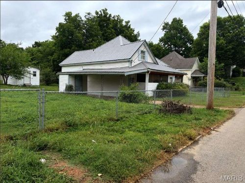 1005 Spring St, Poplar Bluff, MO, 63901-4358 | Card Image