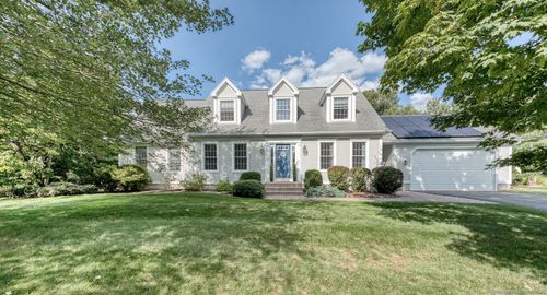 145 Carriage Way, Windsor, CT, 06095-2007 | Card Image