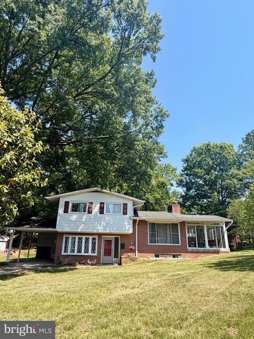 25 Panorama Dr, OXON HILL, MD, 20745-1024 | Card Image