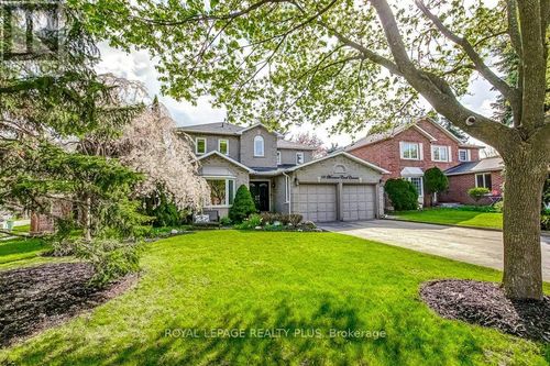 92 Morrison Creek Cres, Oakville, ON, L6H4C4 | Card Image