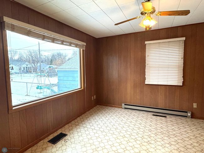 Bonus room or 3rd bedrm on Main | Image 14