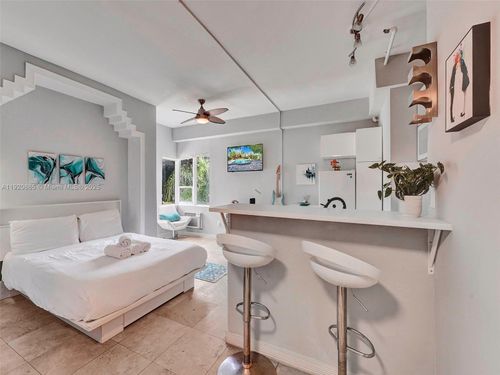 apt-306-255 W 24th St, Miami Beach, FL, 33140-4640 | Card Image