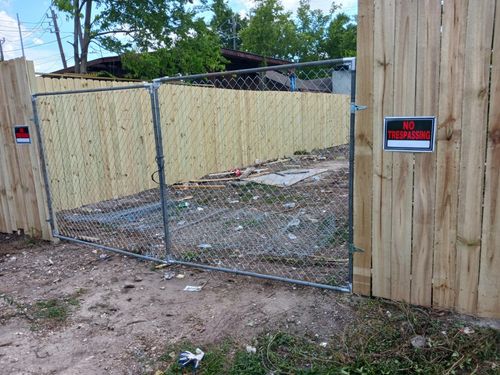 629 E 37th St, Houston, TX, 77022-5021 | Card Image