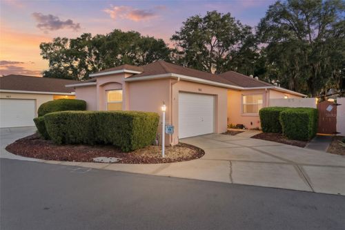 965 Avalon Ave, LADY LAKE, FL, 32159-5768 | Card Image