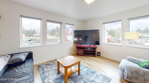 2-22 S Sing Lee Aly, Petersburg, AK, 99833-1759 | Card Image
