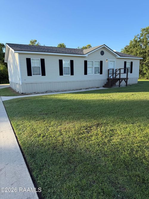 1020 Weeping Willow Drive, Breaux Bridge, LA, 70517 | Card Image