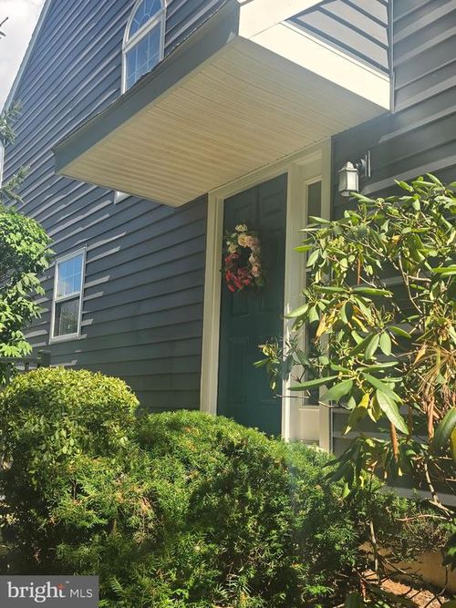 25-109 Driftwood Ln, DOWNINGTOWN, PA, 19335-4554 | Card Image
