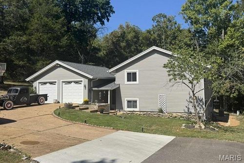 126 Shaw Dr, Eureka, MO, 63025-1192 | Card Image