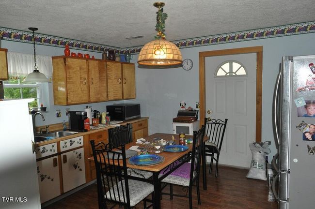 7125 Indian Creek Rd, House other with 3 bedrooms, 1 bathrooms and null parking in Wise VA | Image 7