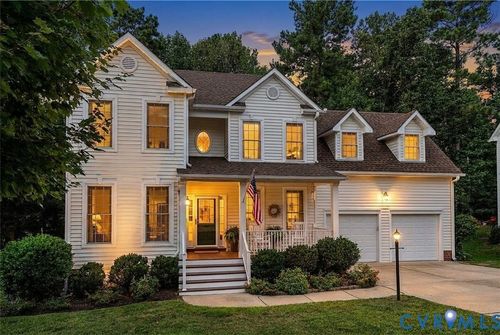8530 Hampton Crest Cir, Chesterfield, VA, 23832-2918 | Card Image