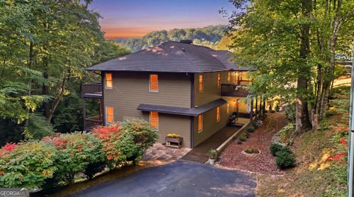 160 Ridgepole Dr, Sky Valley, GA, 30537-2610 | Card Image