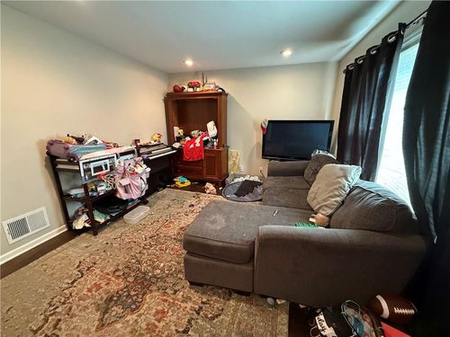 6212 Hadley St, Mission, KS, 66202-2952 | Card Image