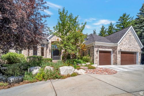 8035 S Danish Rd, Cottonwood Heights, UT, 84121-5710 | Card Image