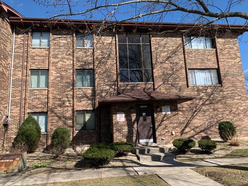 apt-3-19503 Lake Shore Dr, Lynwood, IL, 60411-1492 | Card Image