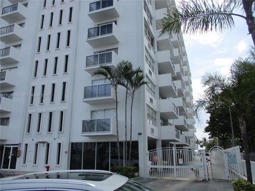 1111-5313 Collins Ave, Miami Beach, FL, 33140-3273 | Card Image