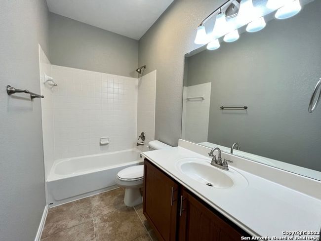 1901 Walter Raleigh, House other with 3 bedrooms, 2 bathrooms and null parking in Windcrest TX | Image 12