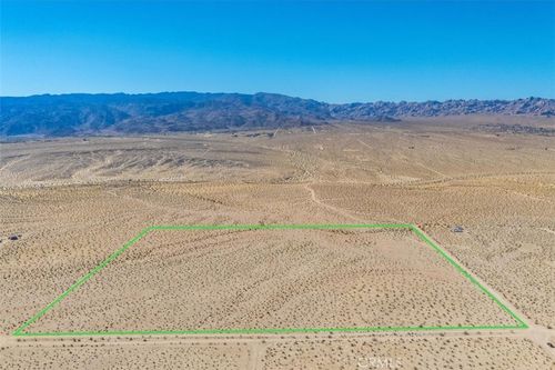 70147 Cove View Rd, 29 Palms, CA, 92277 | Card Image