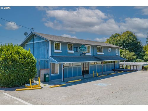 67552 E Bay Rd, North Bend, OR, 97459-9482 | Card Image
