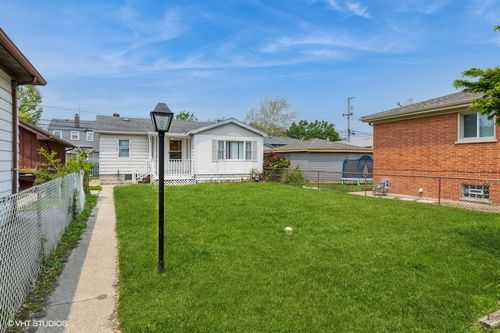 552 Freeland Ave, Calumet City, IL, 60409-3506 | Card Image