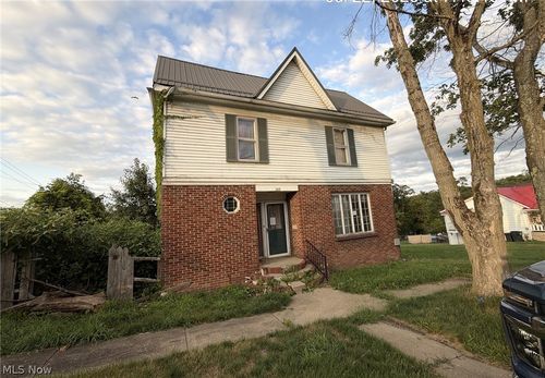 109 E North St, Cadiz, OH, 43907-1243 | Card Image