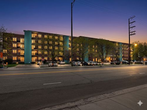 401-9355 Irving Park Rd, Schiller Park, IL, 60176-2283 | Card Image