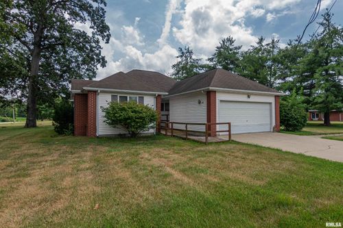 615 Meadowbrook Road, Mt Vernon, IL, 62864 | Card Image