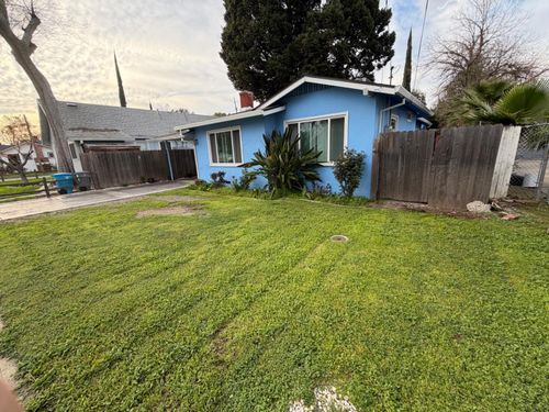 747 B St, Yuba City, CA, 95991-4954 | Card Image