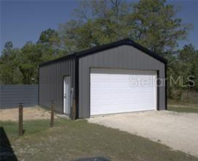 4030 Ne 140 Th Ct, House other with 2 bedrooms, 2 bathrooms and null parking in WILLISTON FL | Image 6