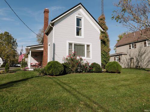 135 Harrison Street, Geneva, IN, 46740 | Card Image