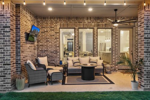 2422 Amesbury Dr, Midlothian, TX, 76065-2582 | Card Image