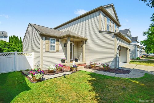 10140 Fieldway Trl, Holly, MI, 48442-9358 | Card Image