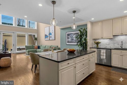 1-1232 4th St Nw, WASHINGTON, DC, 20001-4822 | Card Image