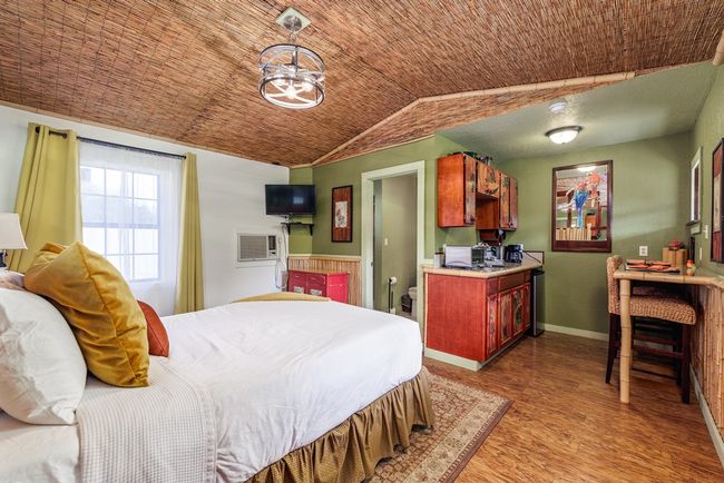 20290 Playland Park, Condo with 6 bedrooms, 0 bathrooms and null parking in Christoval TX | Image 20